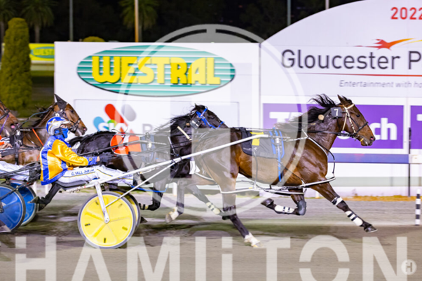 Hes Never Been Beta 1 141122